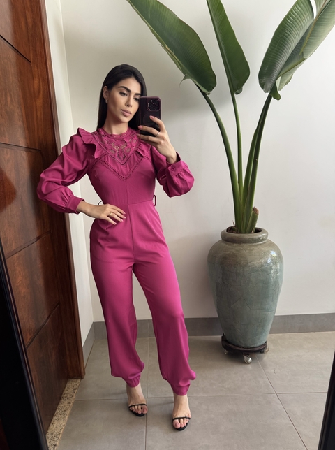 macacão guipir - comprar online