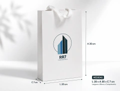 Sacola 20x30x7cm branca personalizada