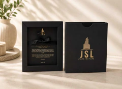 Caixinha para Pen Drive Personalizada Preta – Embalagem Elegante para Entrega de Arquivos e Projetos