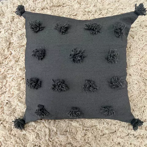 Funda Ruffo Para Almohadón 50x50cm.