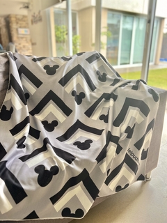 Manta MICKEY - GRAY ARROW - comprar online