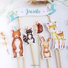 DECO TORTA BANDEROLA + TOPPERS FORMITAS DE PERSONAJES - TEMÁTICA A ELECCIÓN - tienda online
