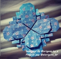 DISEÑO ORIENTAL degrade.24 simple faz. 15x15cm. Marca Daiso en internet