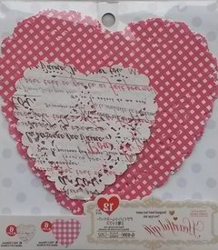 Blondas en formato de corazon. Decoracion día de los enamorados. DAISO