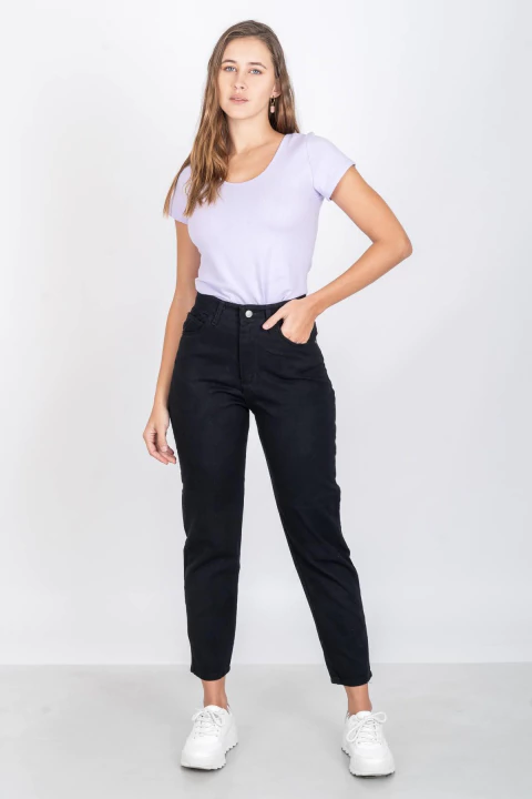 3128 Pantalon mom fit negro liso - comprar online