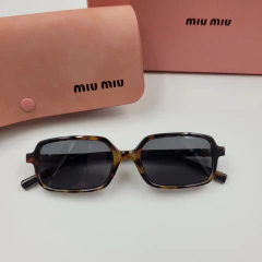 Oculos de Sol e p/Grau Miu-Miu Retangular M11z cores variadas - M&M Acessorios