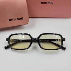 Imagem do Oculos de Sol e p/Grau Miu-Miu Retangular M11z cores variadas