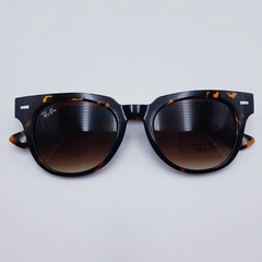 Imagem do Óculos de Sol Ray-Ban Meteor de Cristal