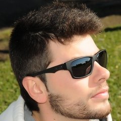 Oculos De Sol Oakley Jupiter 100% Polarizado Cores Variadas - comprar online