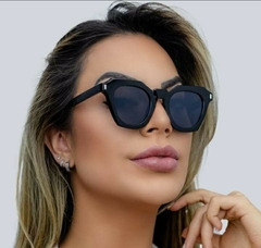 Oculos de sol Illesteva Ibiza cores variadas na internet