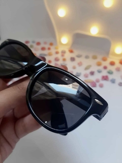 Oculos de Sol Wayfarer Infantil Polarizado na internet