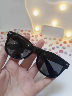 Oculos de Sol Wayfarer Infantil Polarizado - comprar online