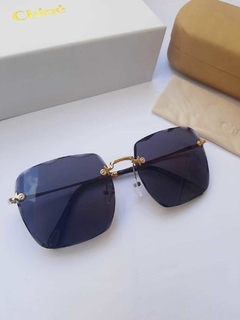 Óculos de Sol Chloe Flower Square Cores Variadas - comprar online