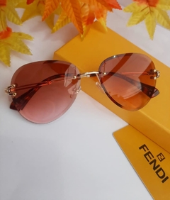 Óculos de Sol Fendi Aviador Cores Variadas na internet