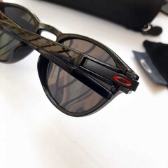oculos de sol Oakley Latch Round Polarizado Cores variadas - comprar online