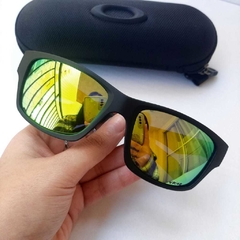 Oculos De Sol Oakley Jupiter 100% Polarizado Cores Variadas na internet