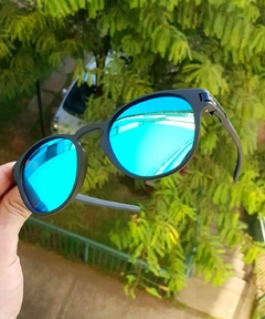 oculos de sol Oakley Latch Round Polarizado Cores variadas