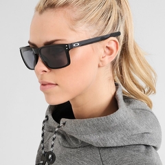 Óculos De Sol Oakley Holbrook Metal 100% Polarizado - M&M Acessorios