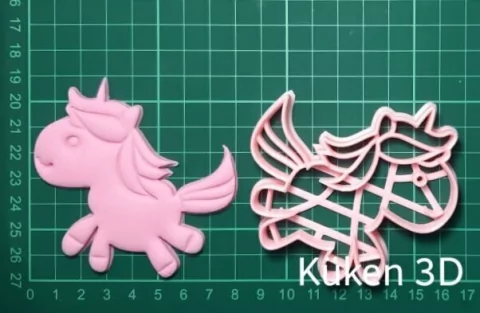 Cortante Unicornio Entero Saltando 8cm