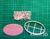Set Cortante y Sello Harry Styles 9cm stamp treat people