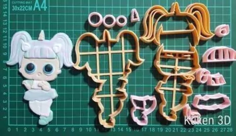 Cortante Lol Surprise Entera 12cm Muñeca Unicornio Collage