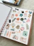 Cuaderno con stickers “Por amor a mis sueños” en internet