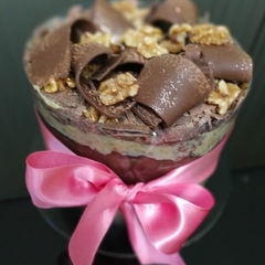 Kit Mini Naked + 25 Doces - a partir de: - Fantiela Bolos e Doces