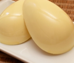 Ovo Tradicional c/Bombons na internet