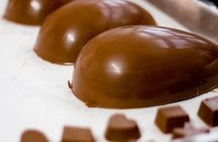 Ovo Tradicional c/Bombons - comprar online