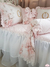 Imagen de Acolchado Romantique Flourish con guipur
