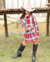 Conjunto de saia plissada e camisa xadrez com franja rosa Milene