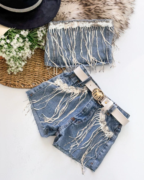 Conjunto de short e top tomara que caia jeans boiadeira