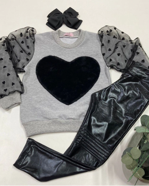 Conjunto de calça cirré e moletom manga organza