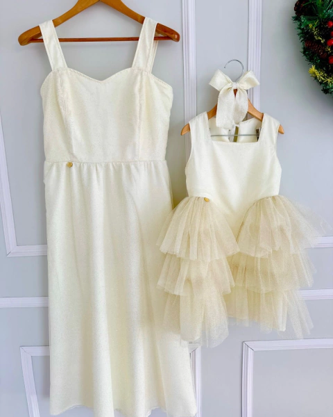 Kit de vestido mãe e filha off Cristal - comprar online