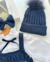 Gorro azul marinho Pompom - comprar online
