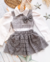 Conjunto de saia e cropped cinza de brilho com camisa branca manga longa - comprar online