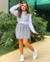 Conjunto de saia e cropped cinza de brilho com camisa branca manga longa - Estilosa Kids / Loja Online Moda Infantil