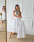 Conjunto de saia midi e top flor branco richilieu Serena na internet