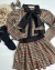 Conjunto de saia e casaco xadrez com detalhes preto Helen (acompanha laço de cabelo) - comprar online