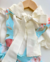 Conjunto de salopete floral azul e blusa off laço Aurora - comprar online