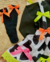 Conjunto de salopete preto e branco com laços coloridos e blusa preta Julieta (acompanha laço de cabelo) - Estilosa Kids / Loja Online Moda Infantil