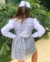 Imagem do Conjunto de saia e cropped cinza de brilho com camisa branca manga longa