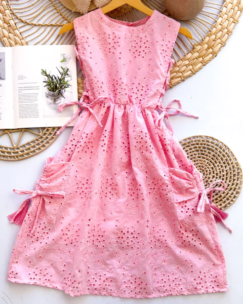Vestido de laise rosa bebê bolsos laterais - comprar online