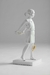 Escultura Menina Livre na internet