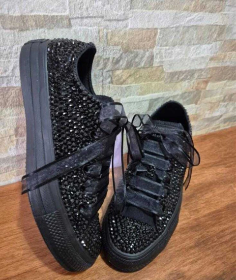 All Star Monochrome Cano Baixo Cristal Luxo Preto