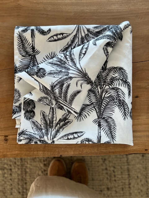 Mantel Waterproof Palm Garden - comprar online