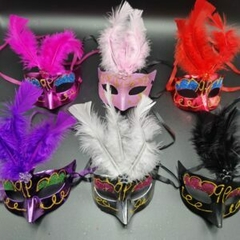 Veneciano Con Plumas
