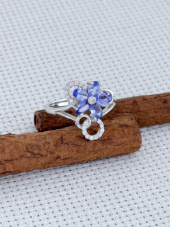 Anel em Prata 925 com Tanzanita e Zircônia (1/10A1090239) - Padma Joias Em Prata 925