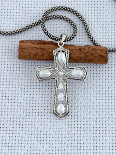 PINGENTE CRUZ EM PRATA 925 COM PÉROLA (53/20P2290509) na internet