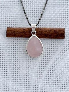 PINGENTE EM PRATA 925 COM QUARTZO ROSA (35/21P910199) na internet